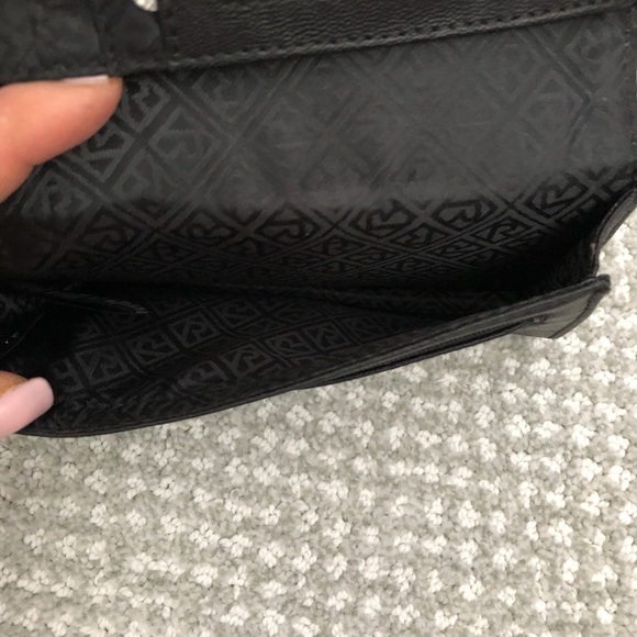 Relic Black and White Phone Case Wristlet - Picture 3 of 3